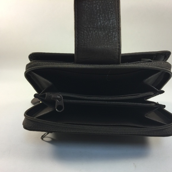 Buxton Wallet Billfold Women - Picture 6 of 8